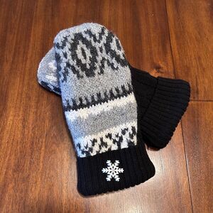 Black and gray wool upcycled sweater mittens reclaimed sweater, repurposed